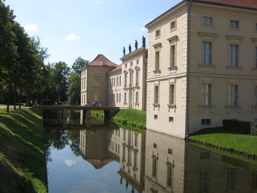 Schloss-Und Seeblick Apartment 라인스베르크 외부 사진
